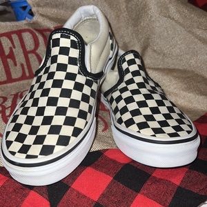 Kids Vans slip on shoes